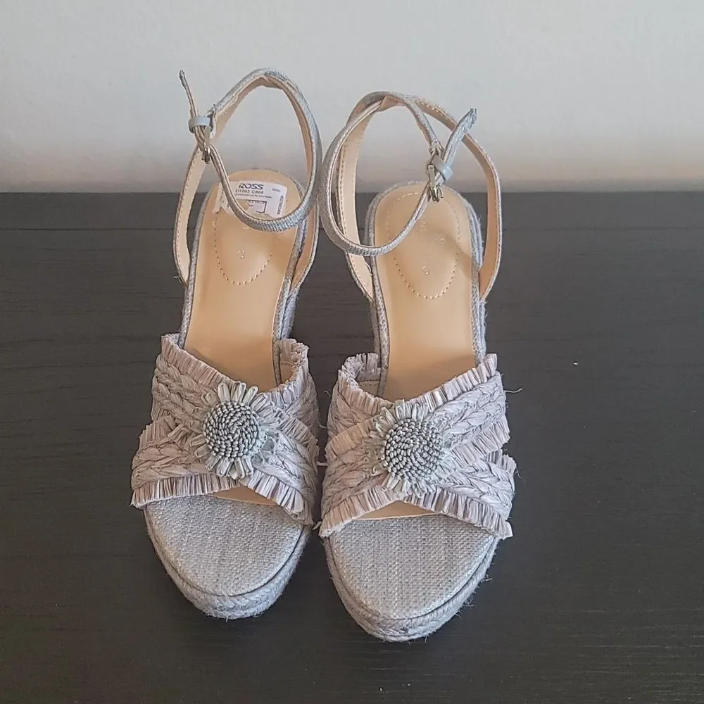 BRAND NEW BANDOLINO WOMEN'S KRISTA WEDGE SANDAL